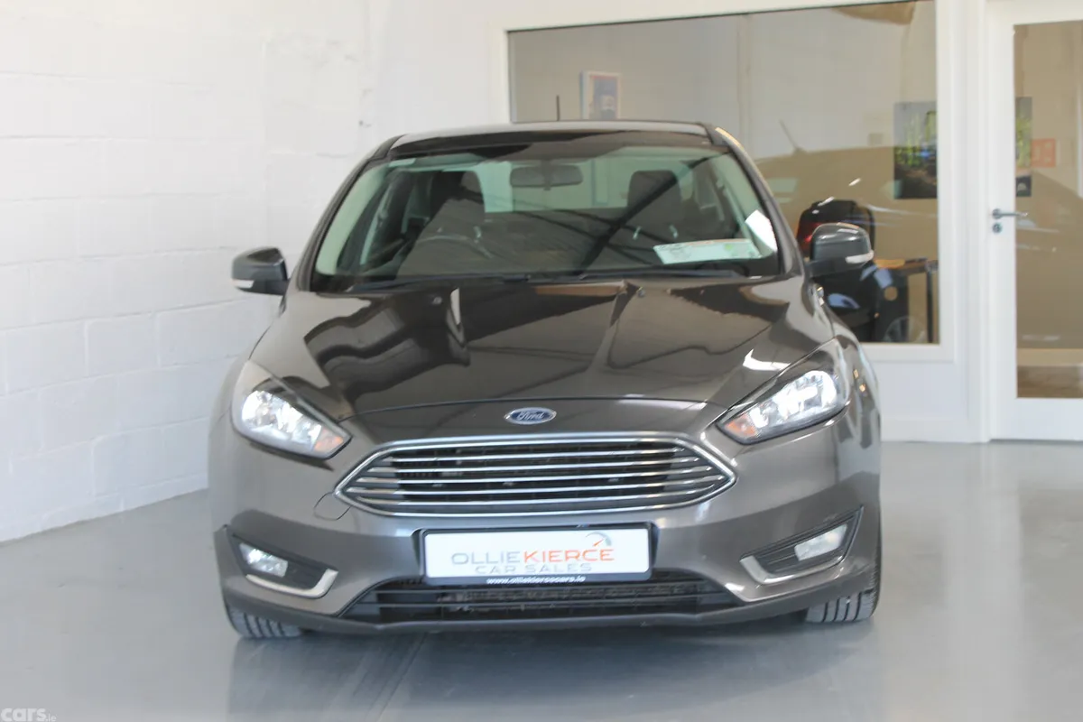 Ford Focus Saloon, Diesel, 2018, Grey