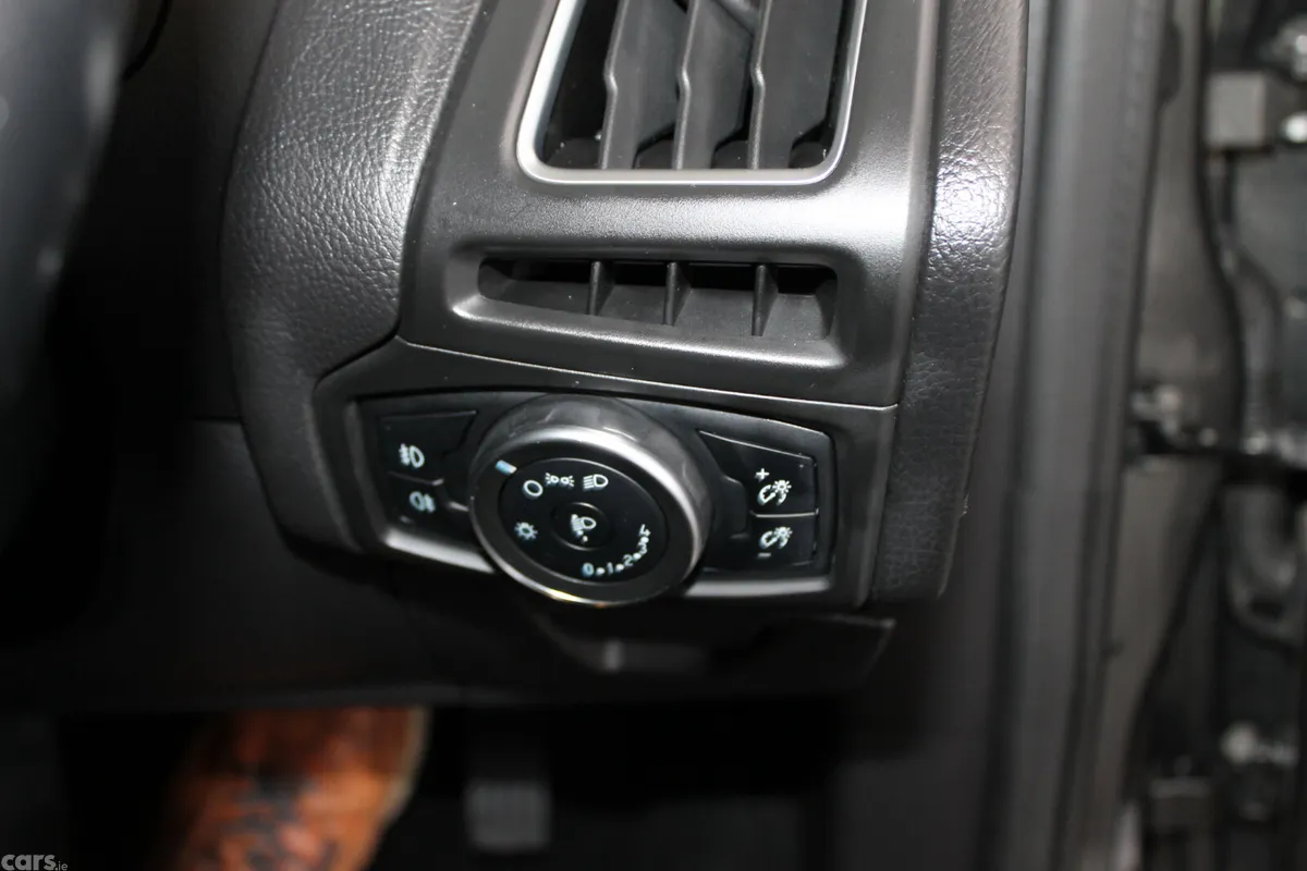 Ford Focus Saloon, Diesel, 2018, Grey