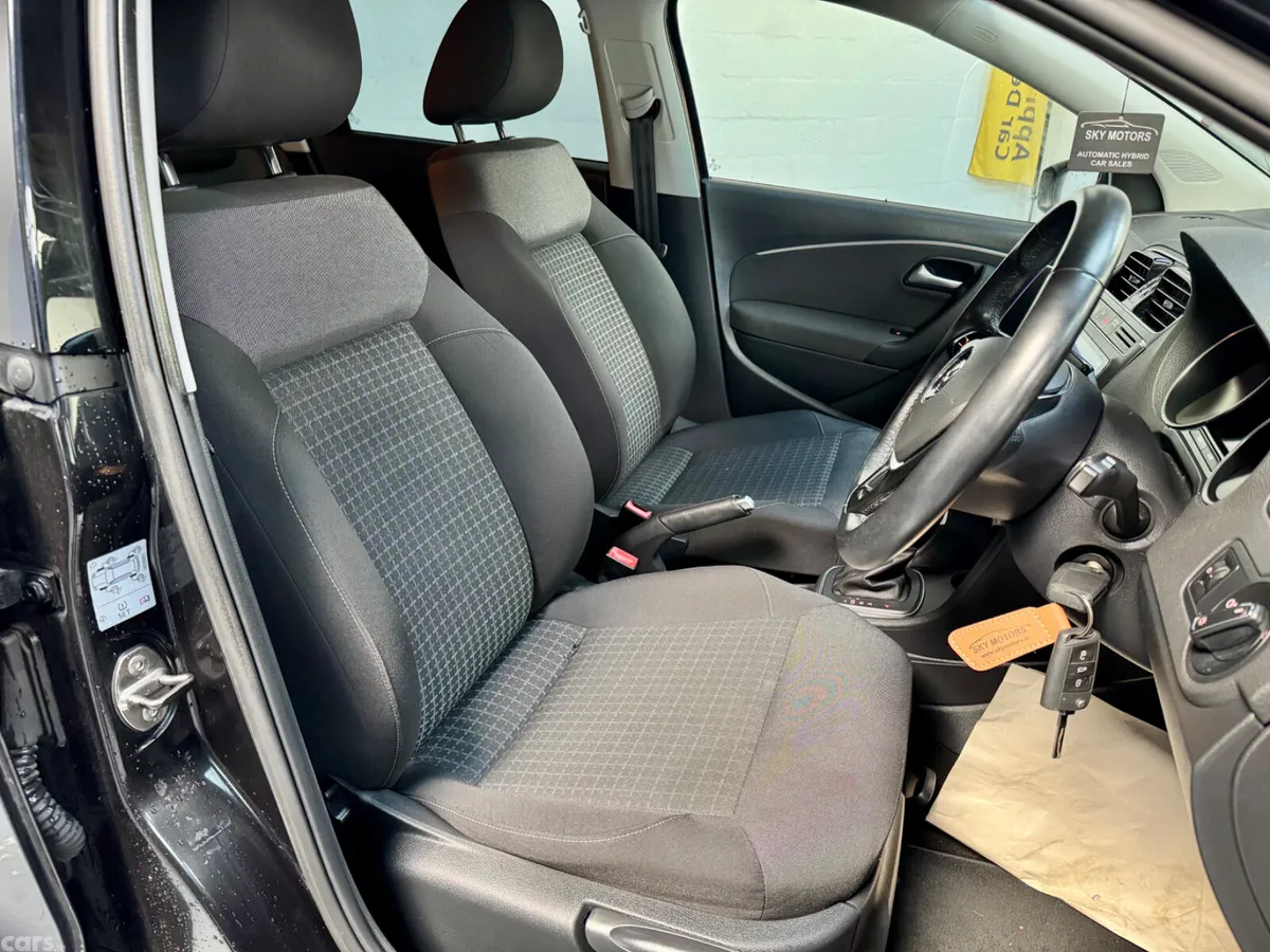 Volkswagen Polo Hatchback, Petrol, 2016, Black