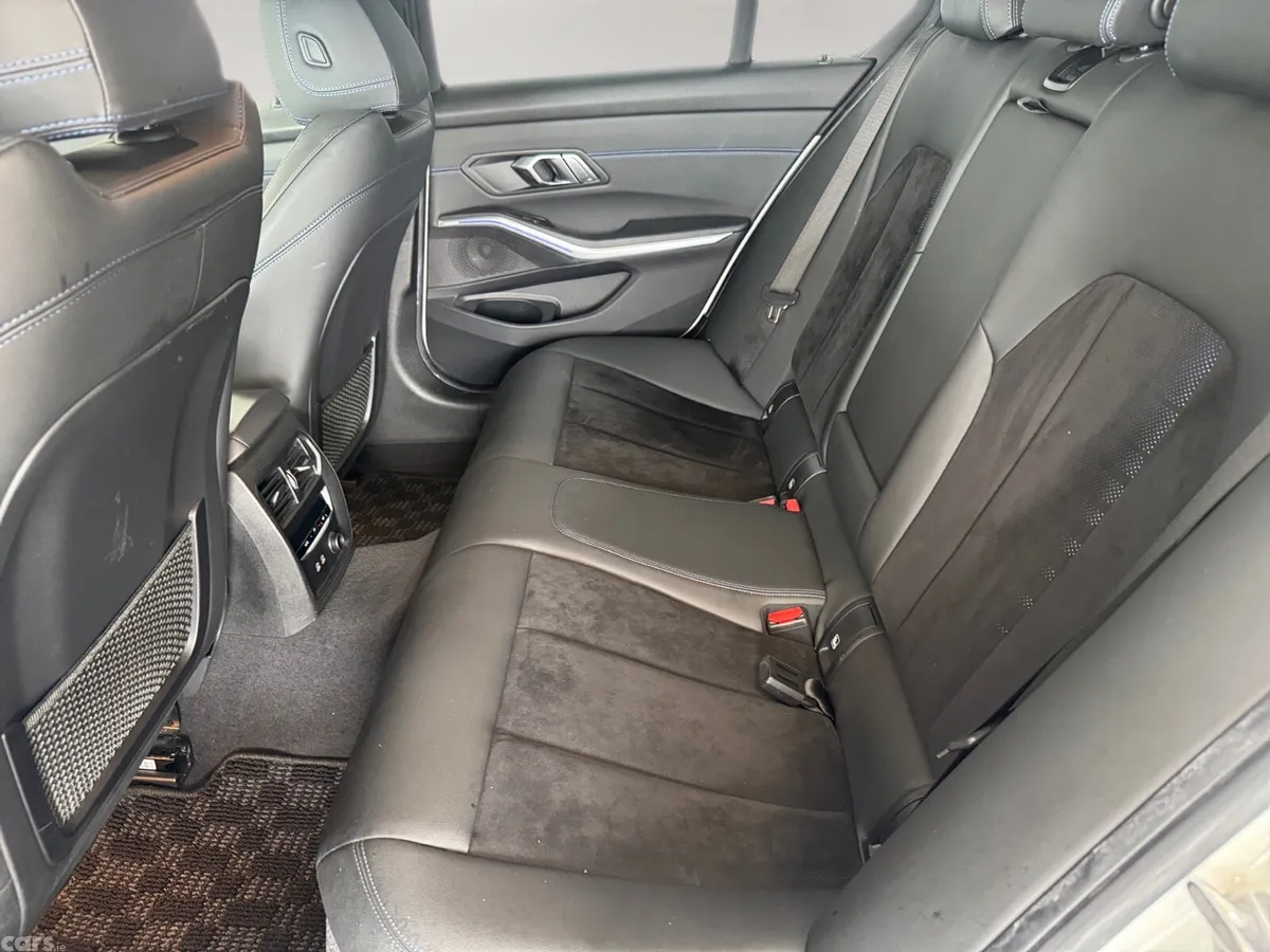 BMW 3-Series Saloon, Diesel, 2022, White