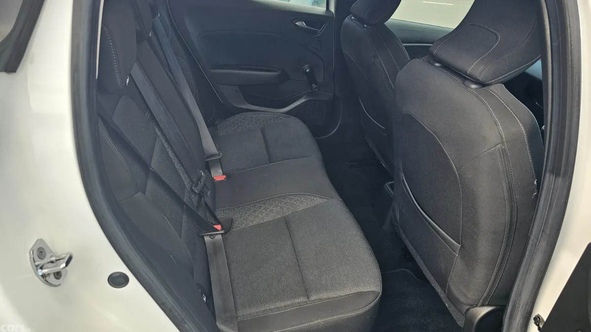 Renault Clio Hatchback, Petrol, 2020, White