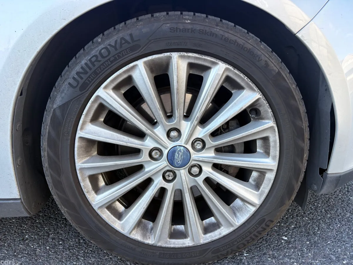 Ford Focus Hatchback, Diesel, 2015, Silver