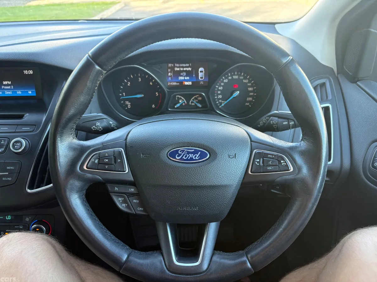 Ford Focus Hatchback, Diesel, 2015, Silver