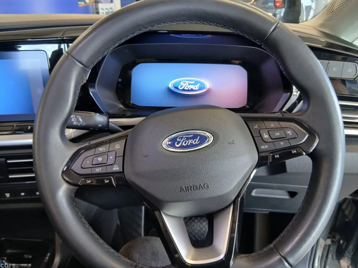 Ford Tourneo Connect MPV, Diesel, 2025, Grey