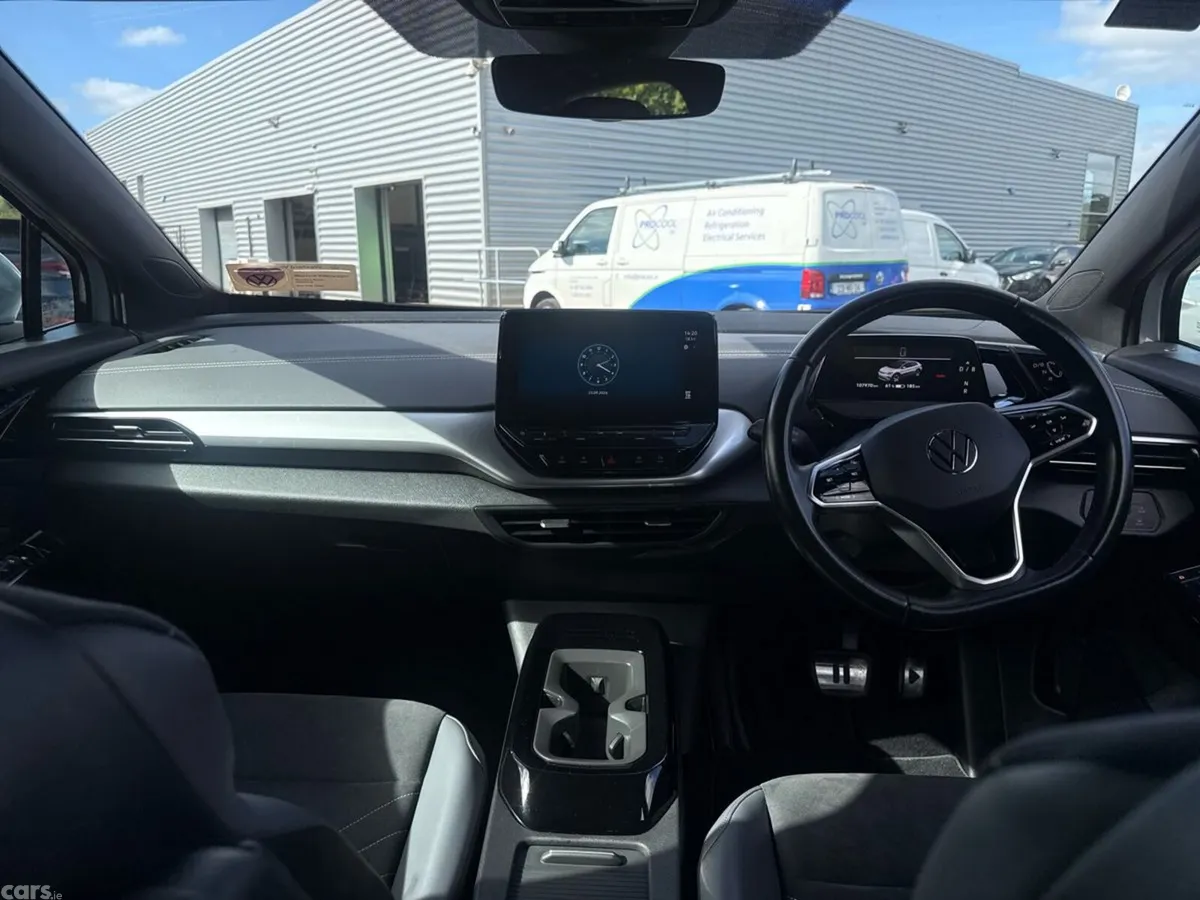 Volkswagen ID.4 Estate, Electric, 2023, Grey