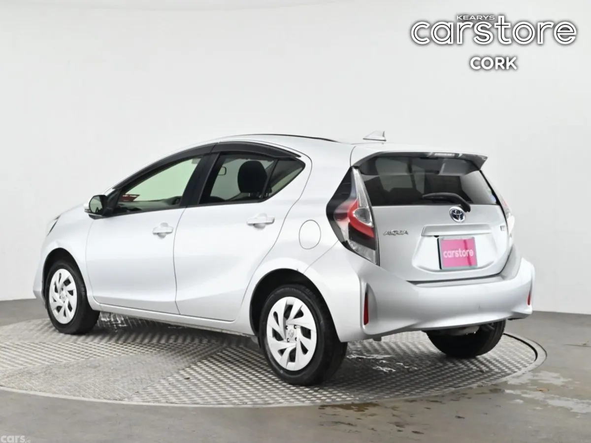 Toyota Aqua Hatchback, Petrol Hybrid, 2021, Silver
