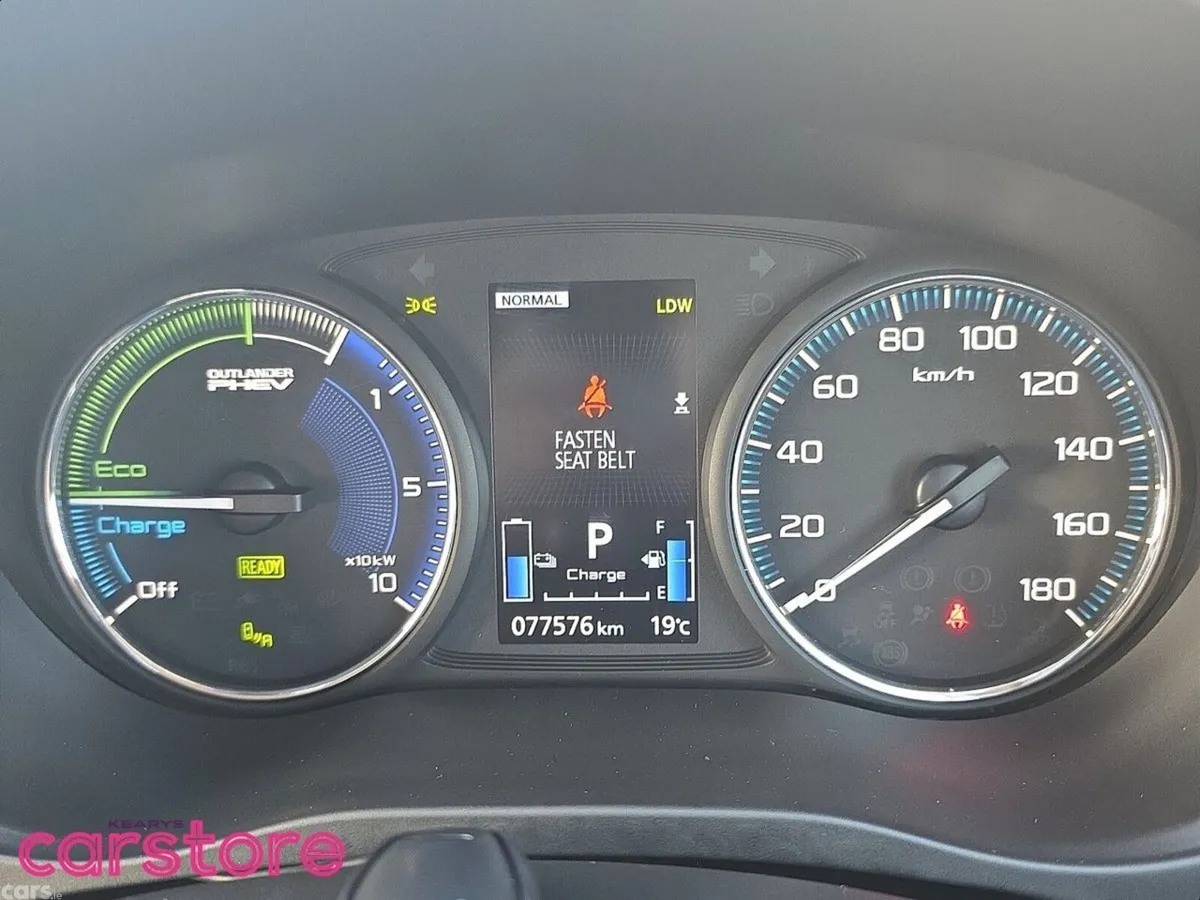 Mitsubishi Outlander SUV, Petrol Plug-in Hybrid, 2019, Black