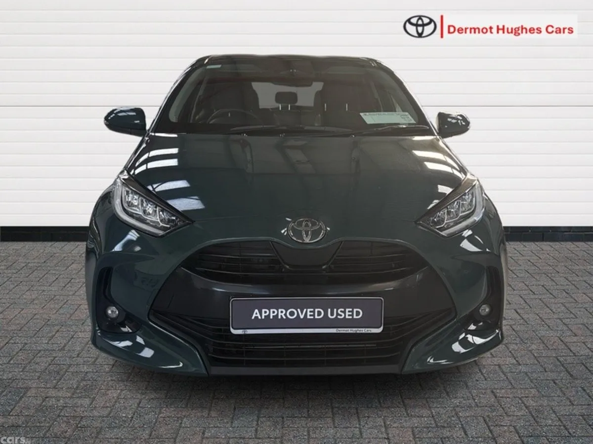 Toyota Yaris Hatchback, Petrol Hybrid, 2026, Green