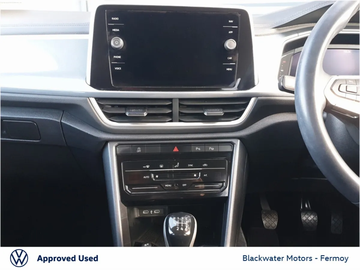 Volkswagen T-Roc SUV, Diesel, 2023, Black