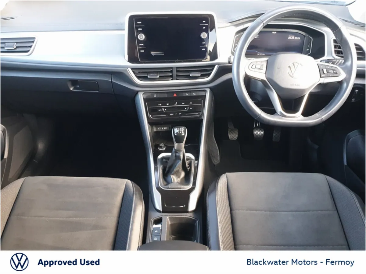 Volkswagen T-Roc SUV, Diesel, 2023, Black