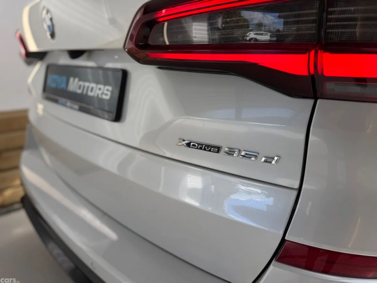 BMW X5 SUV, Diesel, 2021, White