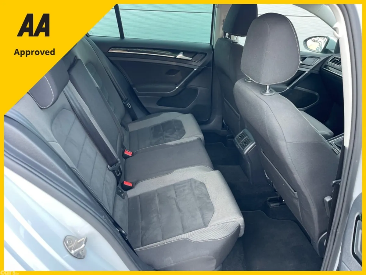 Volkswagen Golf Hatchback, Diesel, 2018, Silver