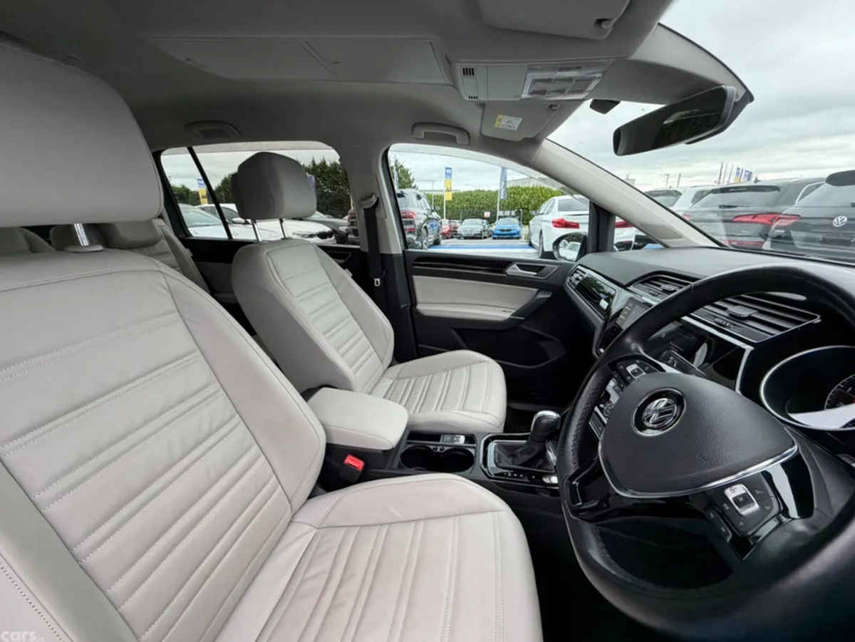 Volkswagen Touran MPV, Diesel, 2020, Grey