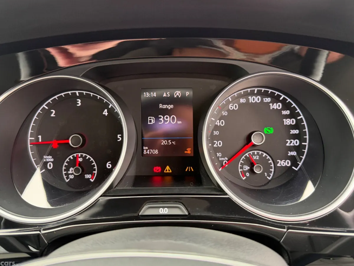 Volkswagen Touran MPV, Diesel, 2020, Grey