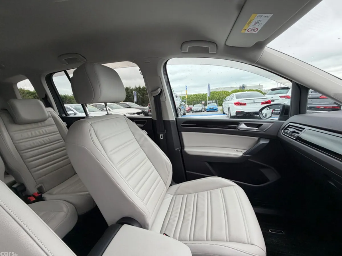 Volkswagen Touran MPV, Diesel, 2020, Grey