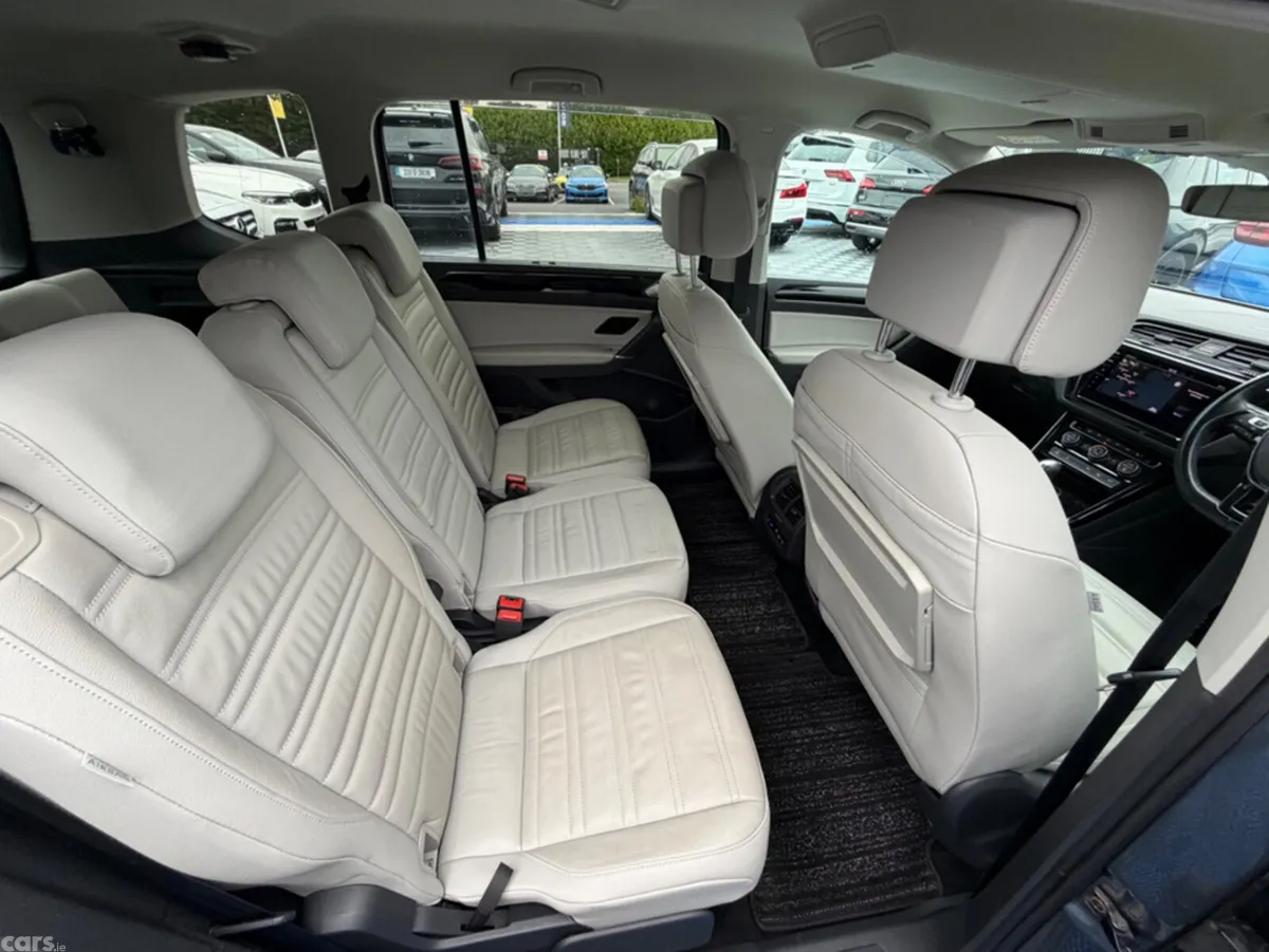 Volkswagen Touran MPV, Diesel, 2020, Grey