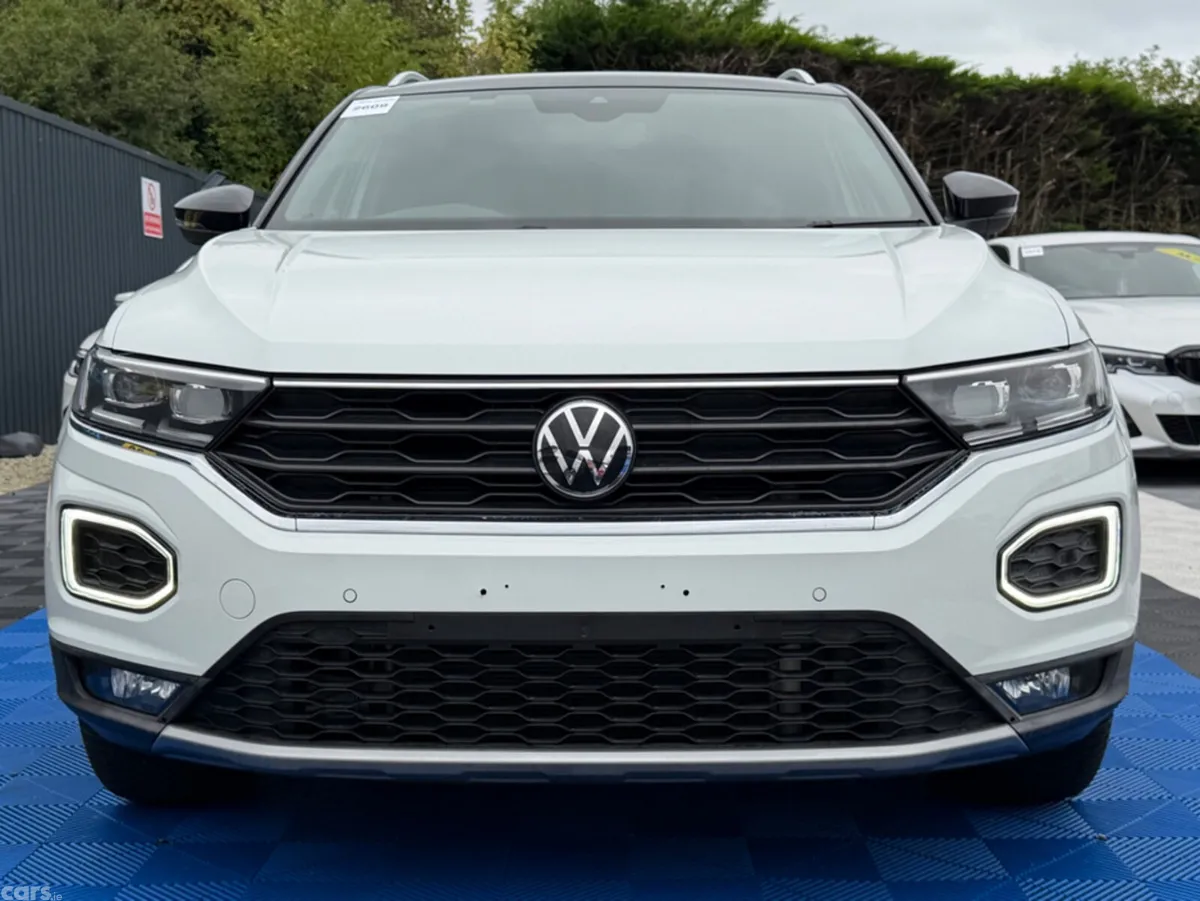 Volkswagen T-Roc SUV, Diesel, 2021, White
