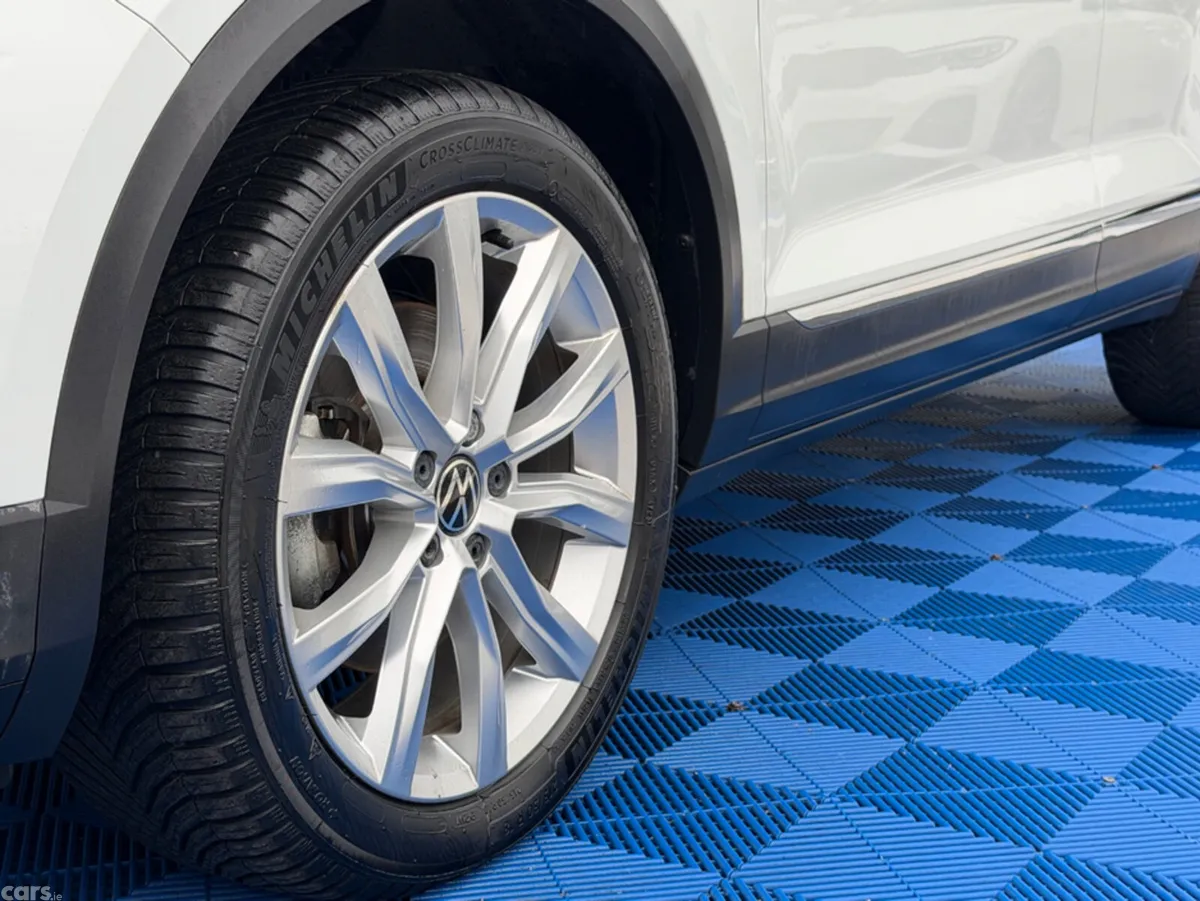 Volkswagen T-Roc SUV, Diesel, 2021, White