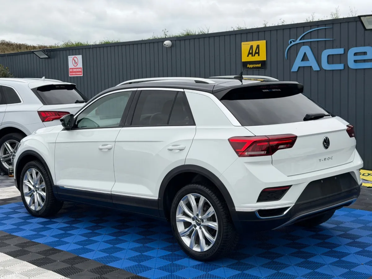 Volkswagen T-Roc SUV, Diesel, 2021, White