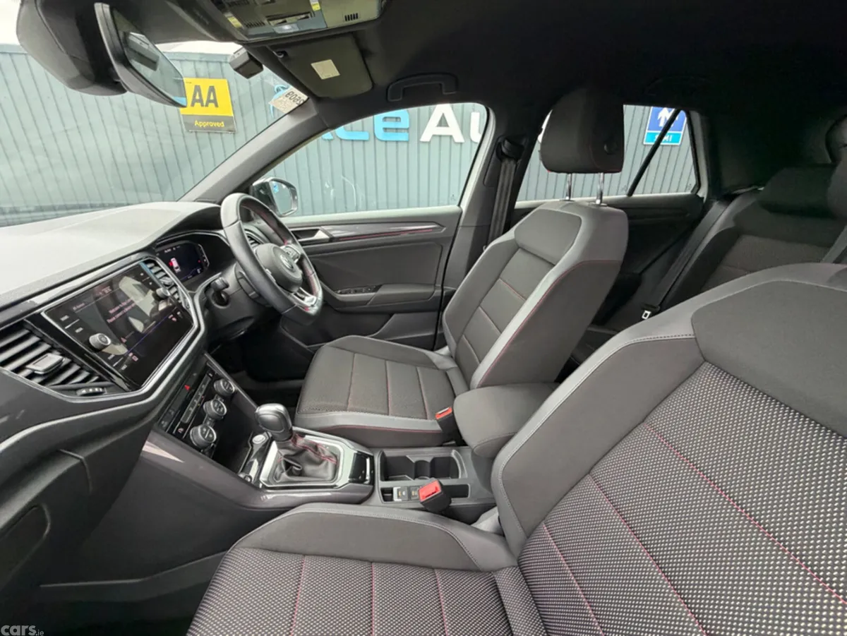 Volkswagen T-Roc SUV, Diesel, 2021, White