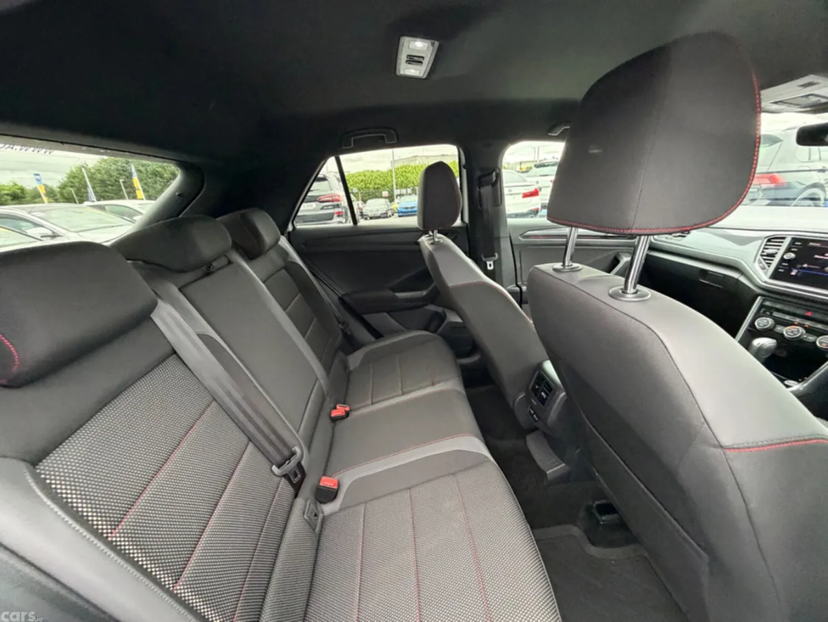Volkswagen T-Roc SUV, Diesel, 2021, White