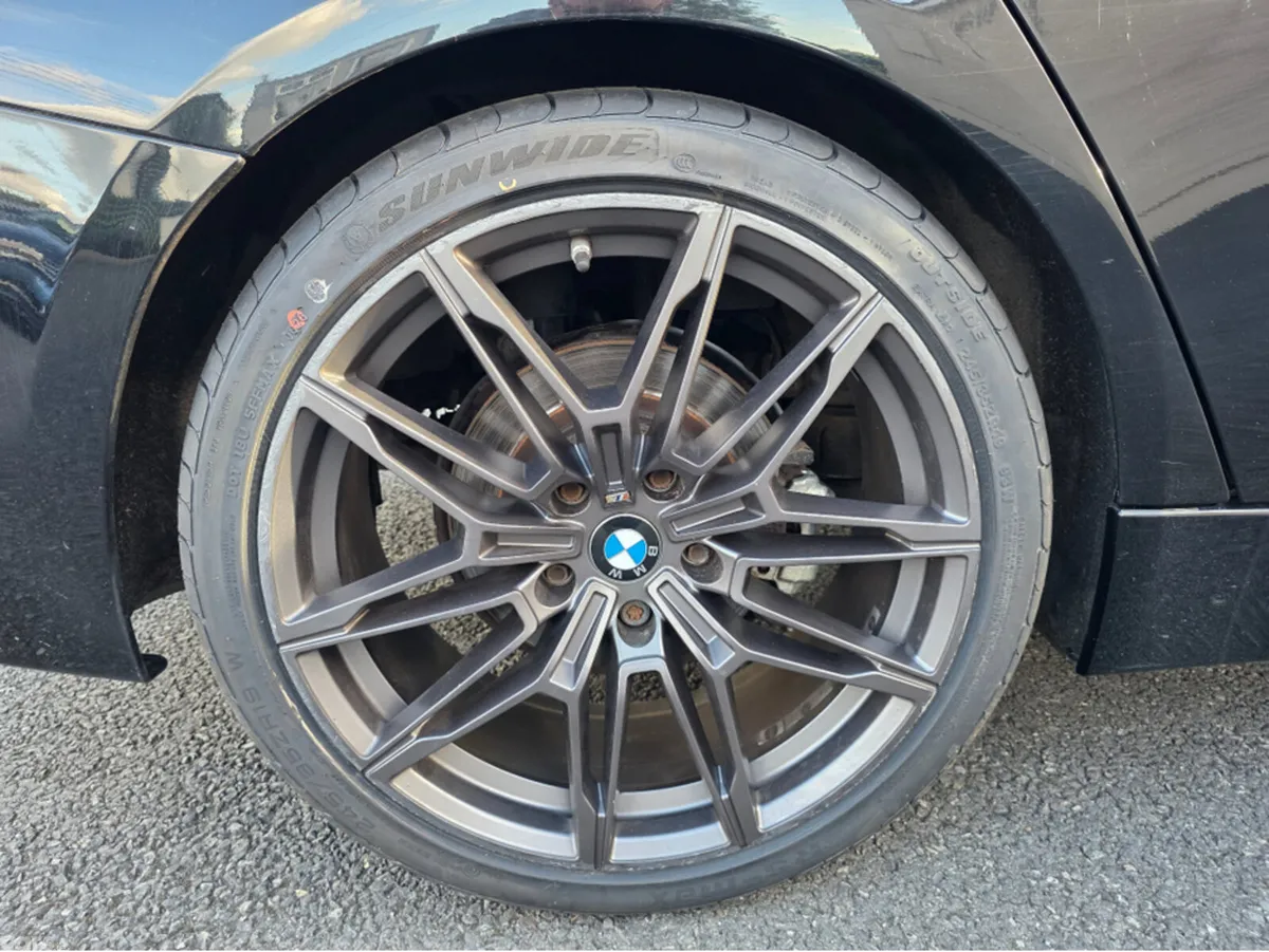 BMW 3-Series Saloon, Diesel, 2015, Black