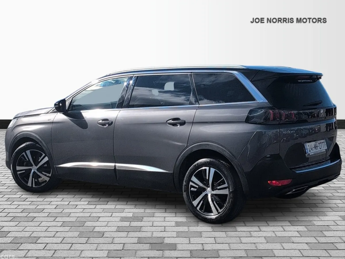 Peugeot 5008 MPV, Petrol Hybrid, 2024, Grey