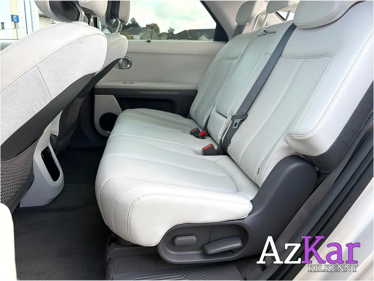 Hyundai IONIQ 5 Hatchback, Electric, 2023, Gold