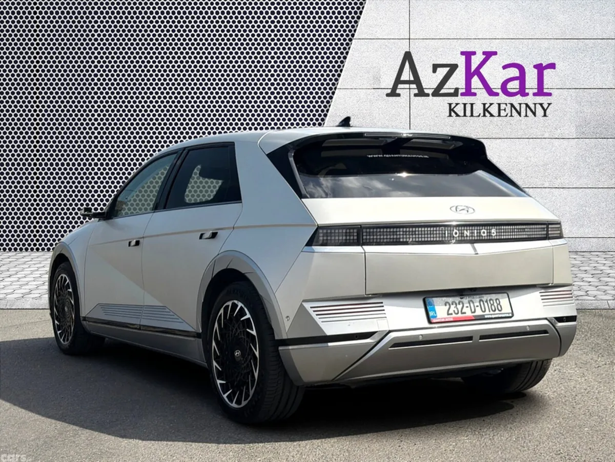 Hyundai IONIQ 5 Hatchback, Electric, 2023, Gold