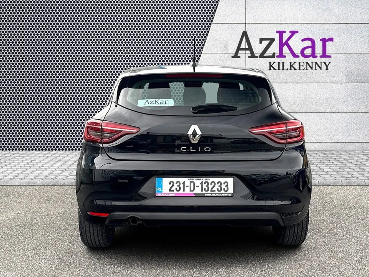 Renault Clio Hatchback, Petrol, 2023, Black