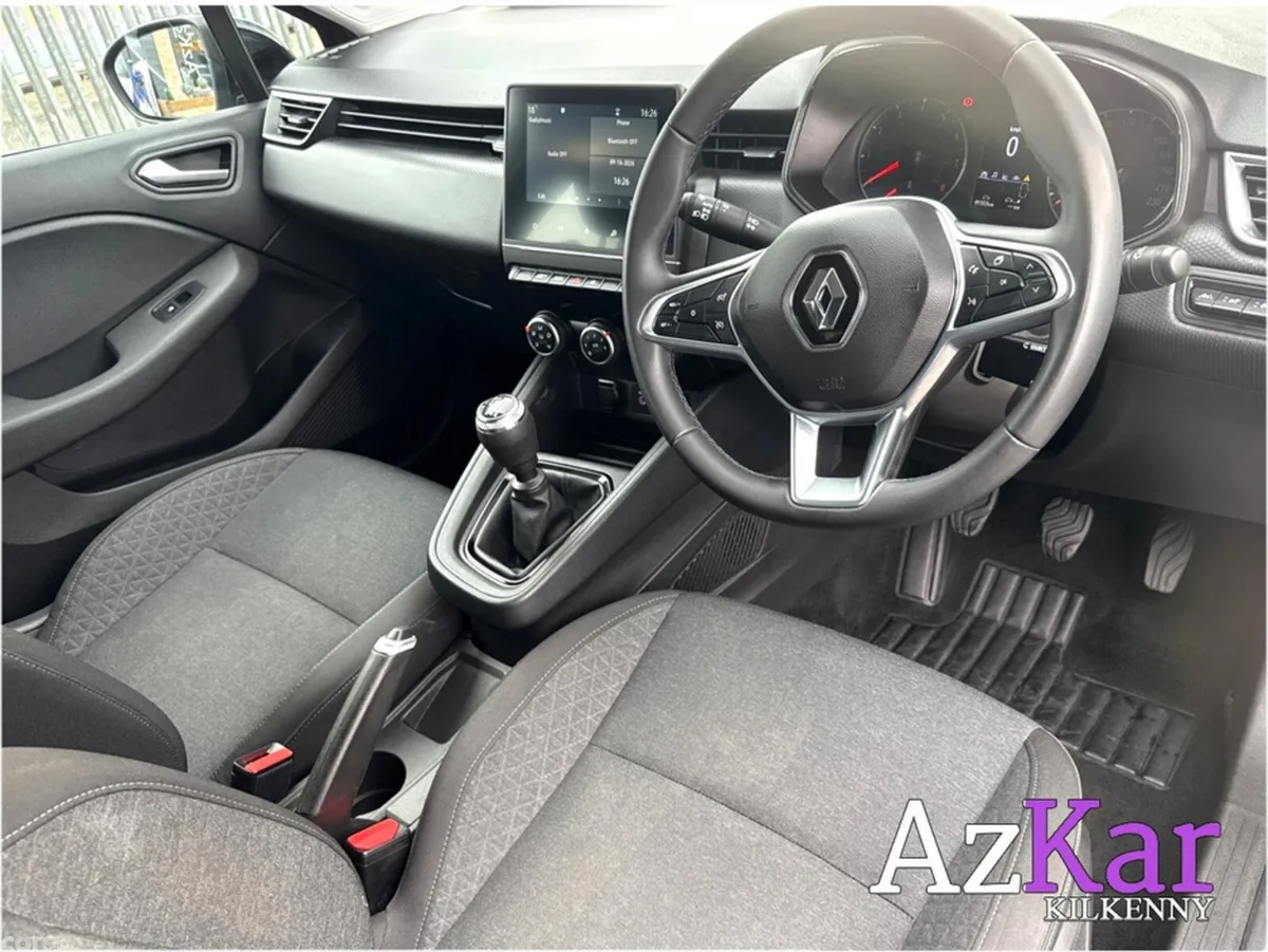 Renault Clio Hatchback, Petrol, 2023, Black