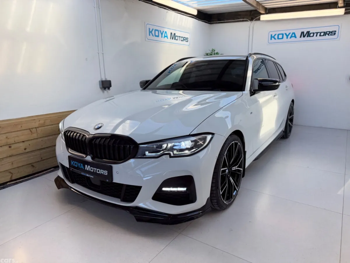 BMW 3-Series Estate, Diesel, 2021, White