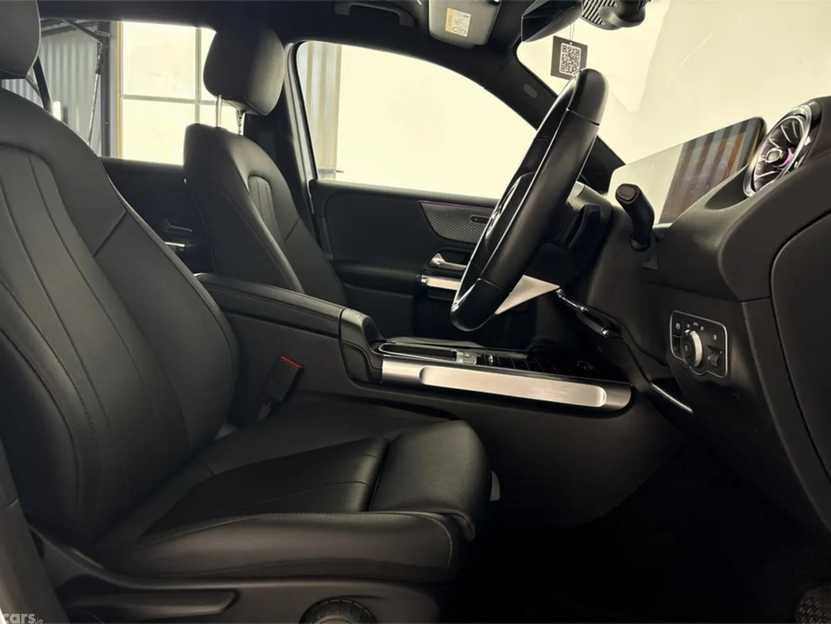 Mercedes-Benz EQB Estate, Electric, 2025, Silver