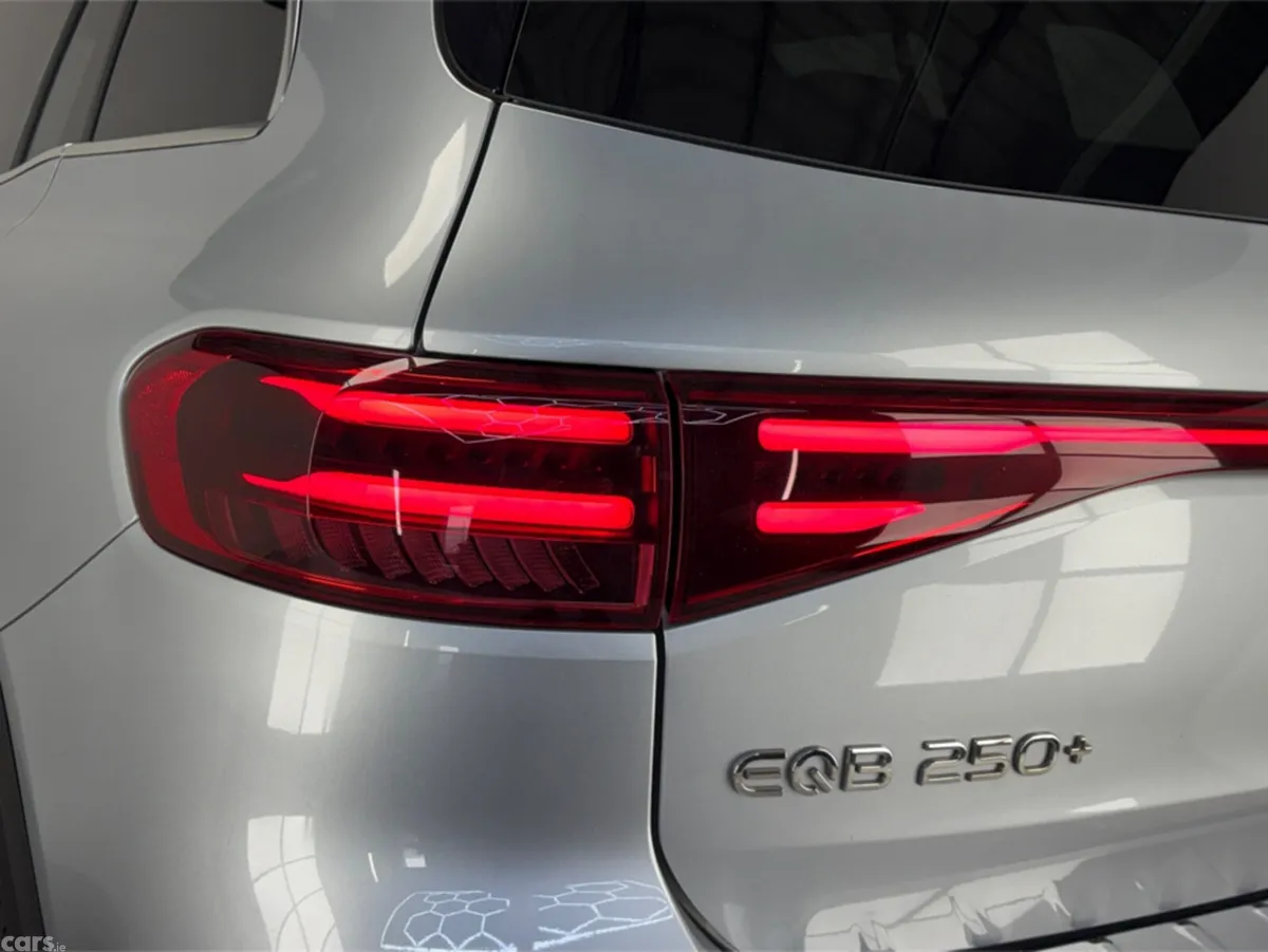 Mercedes-Benz EQB Estate, Electric, 2025, Silver