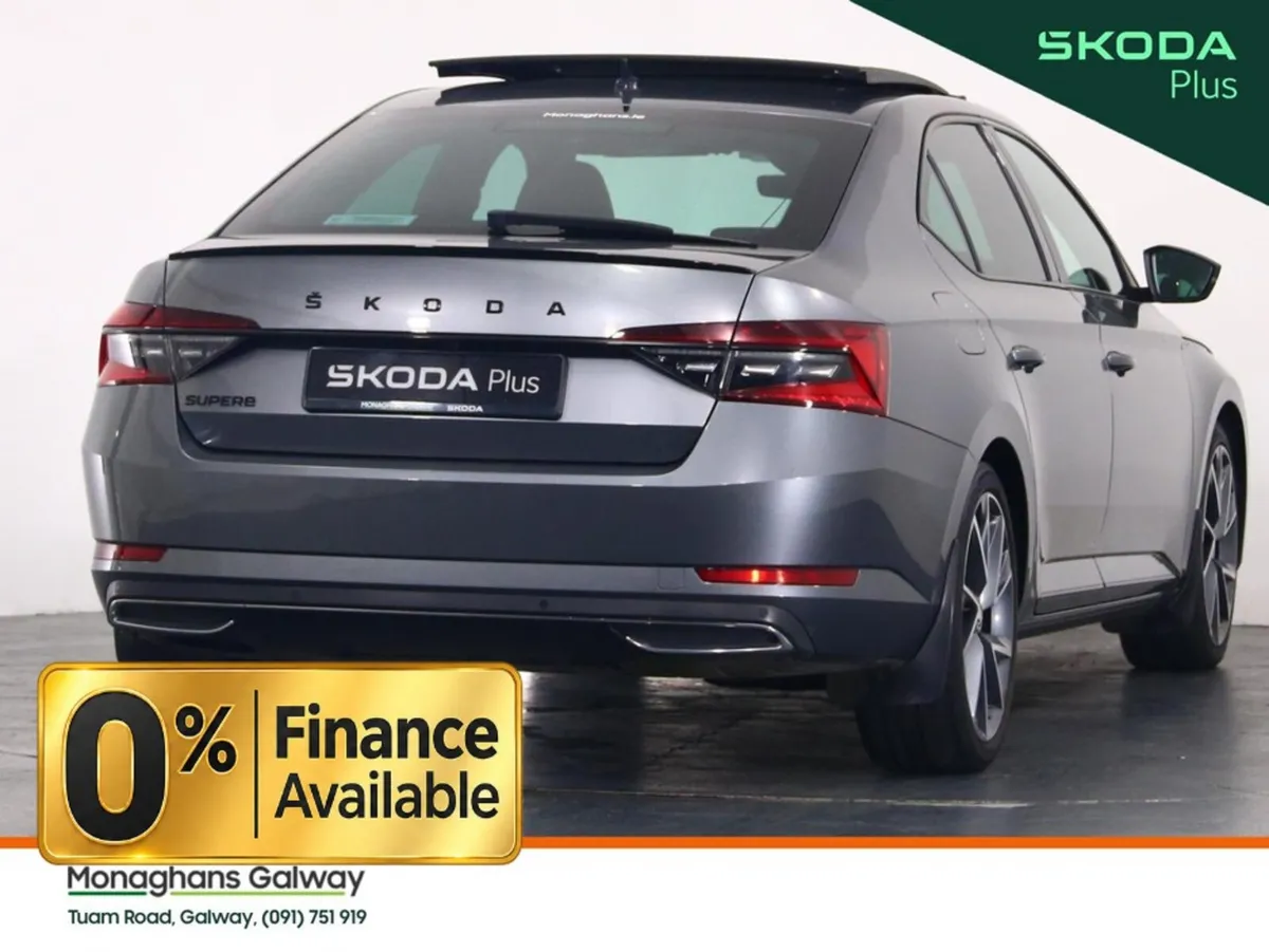 Skoda Superb Hatchback, Diesel, 2023, Grey
