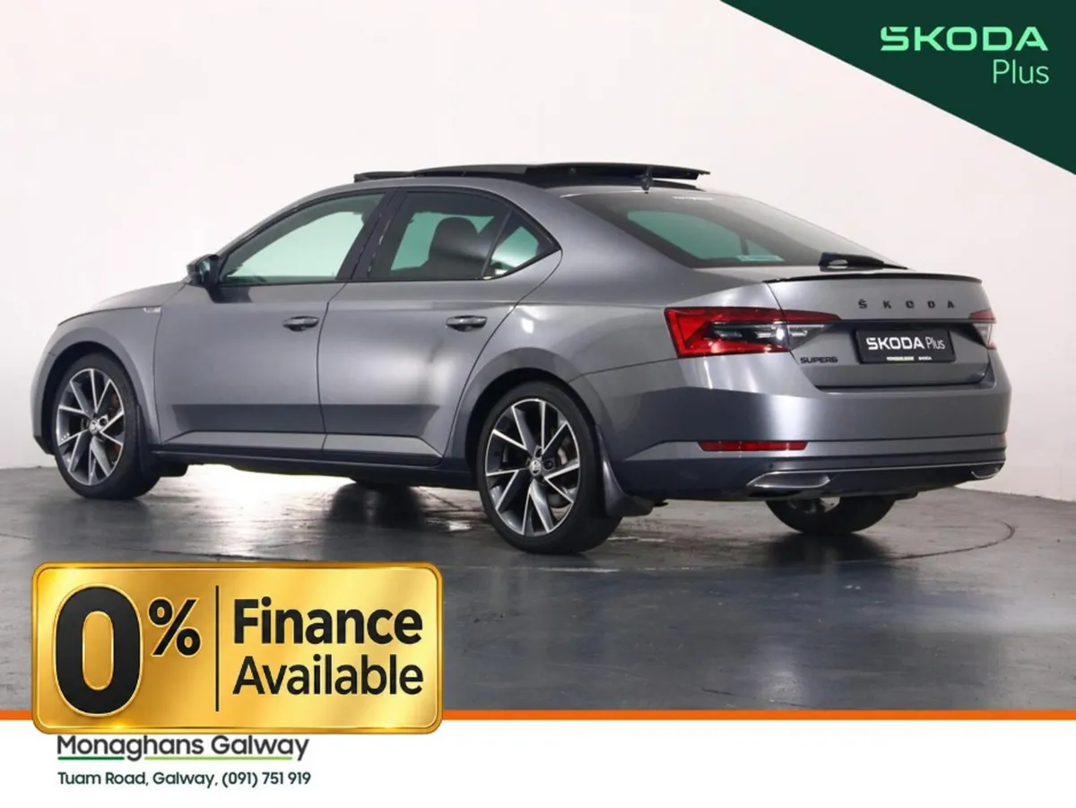 Skoda Superb Hatchback, Diesel, 2023, Grey