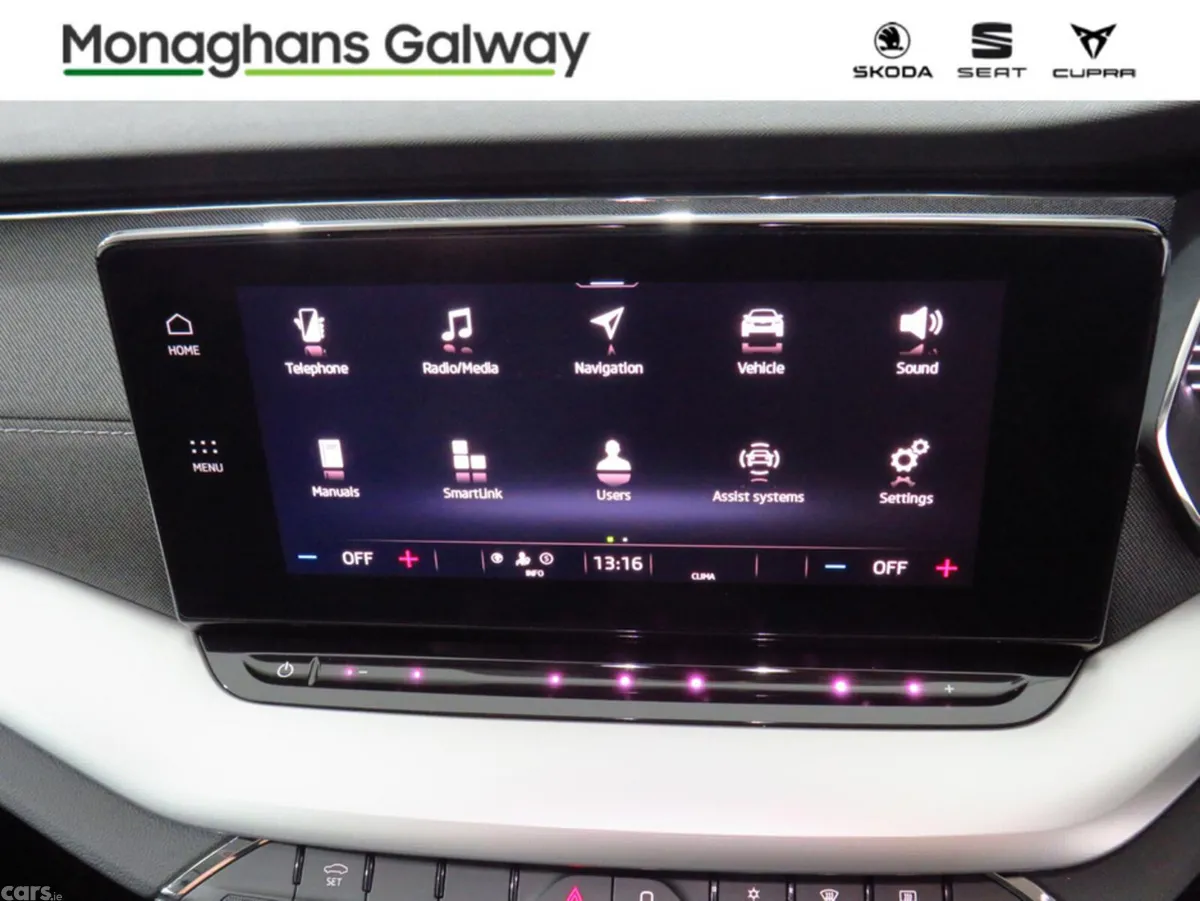 Skoda Octavia Hatchback, Diesel, 2022, Grey