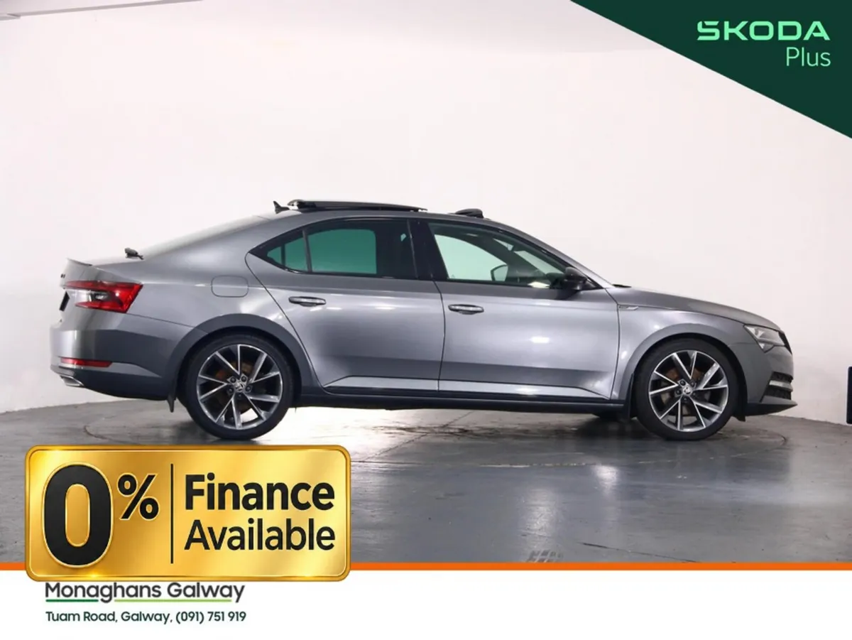 Skoda Superb Hatchback, Diesel, 2023, Grey