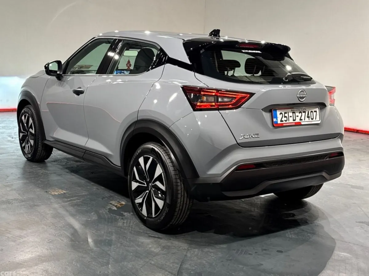 Nissan Juke MPV, Petrol, 2025, Grey