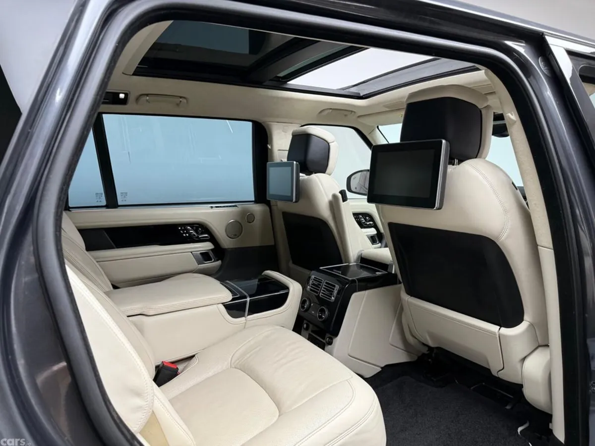 Land Rover Range Rover SUV, Petrol Plug-in Hybrid, 2019, Grey