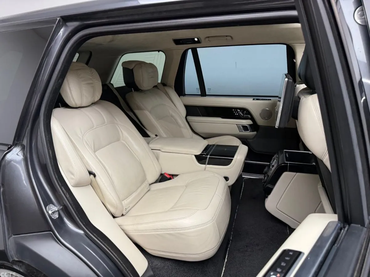 Land Rover Range Rover SUV, Petrol Plug-in Hybrid, 2019, Grey