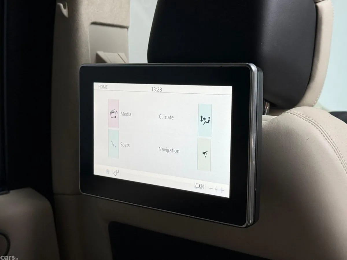 Land Rover Range Rover SUV, Petrol Plug-in Hybrid, 2019, Grey