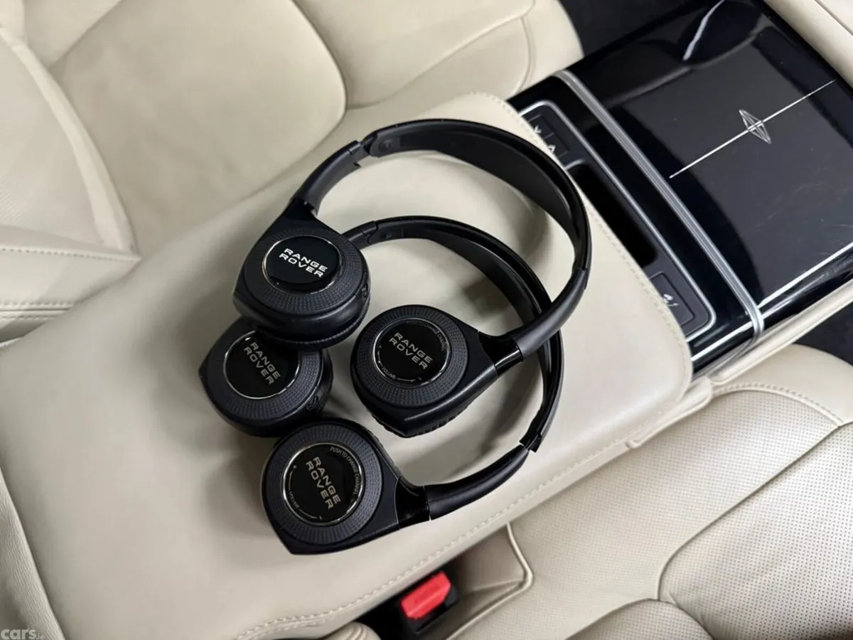 Land Rover Range Rover SUV, Petrol Plug-in Hybrid, 2019, Grey