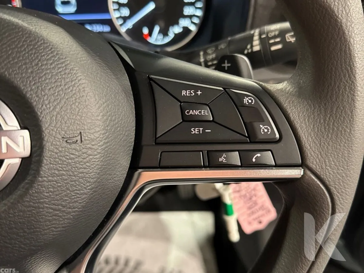 Nissan Juke MPV, Petrol, 2025, Grey