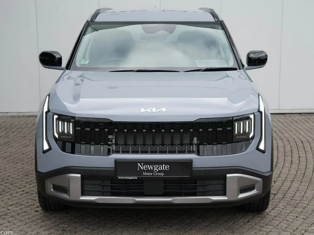 Kia Seltos SUV, Petrol, 2027, Grey