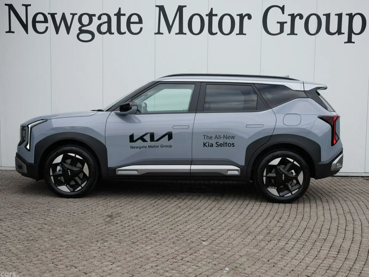 Kia Seltos SUV, Petrol, 2027, Grey