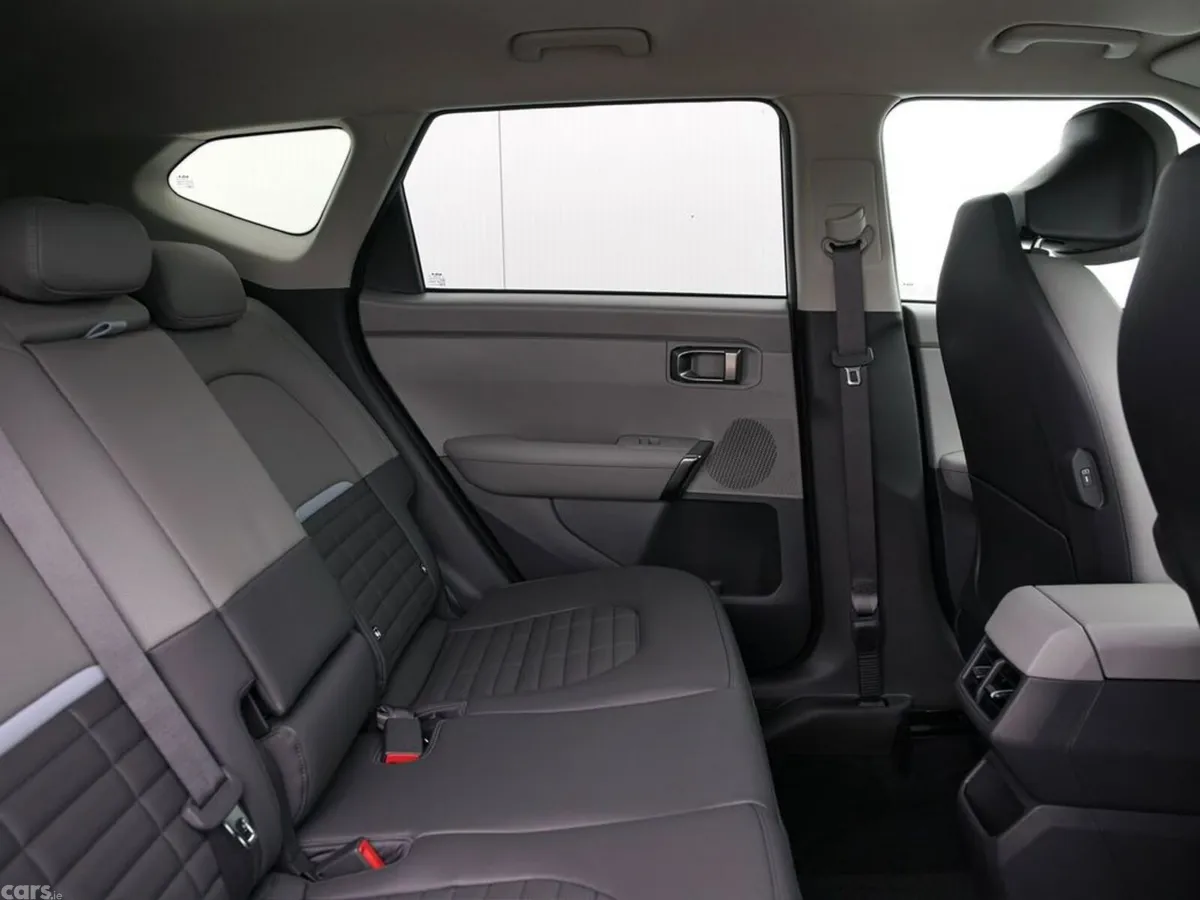 Kia Seltos SUV, Petrol, 2027, Grey