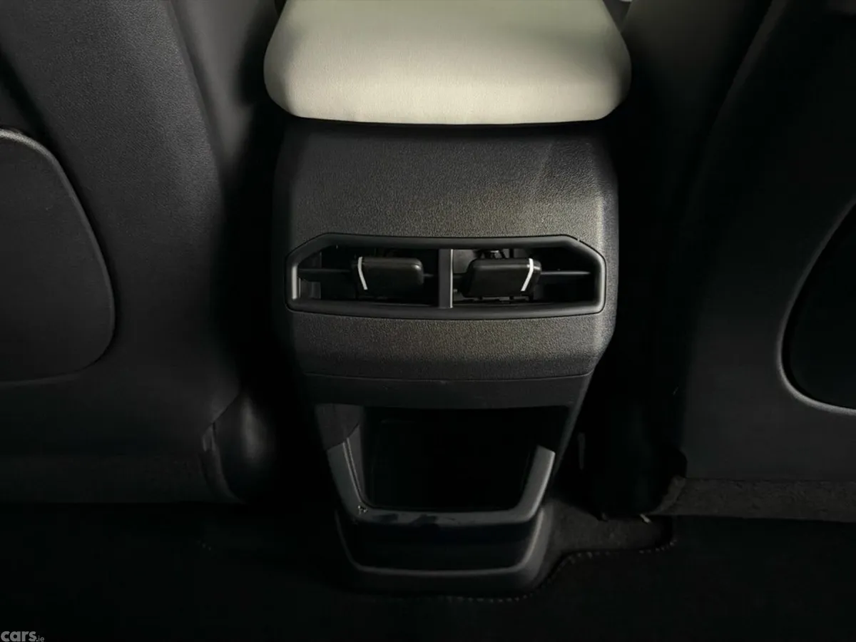 Kia EV4 Saloon, Electric, 2026, Silver