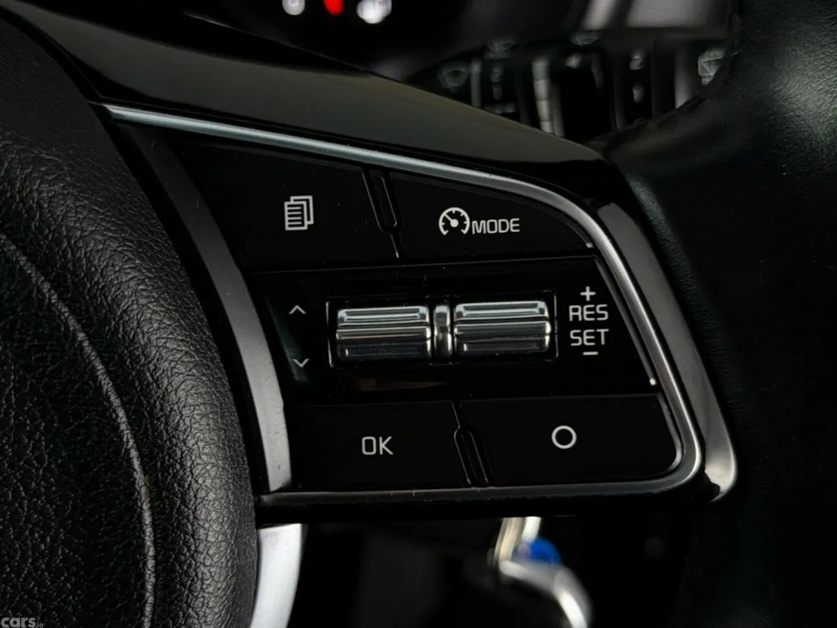 Kia Sportage SUV, Diesel Hybrid, 2020, Blue