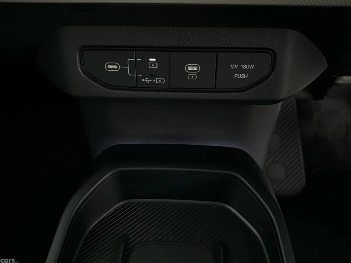 Kia EV4 Saloon, Electric, 2026, Silver